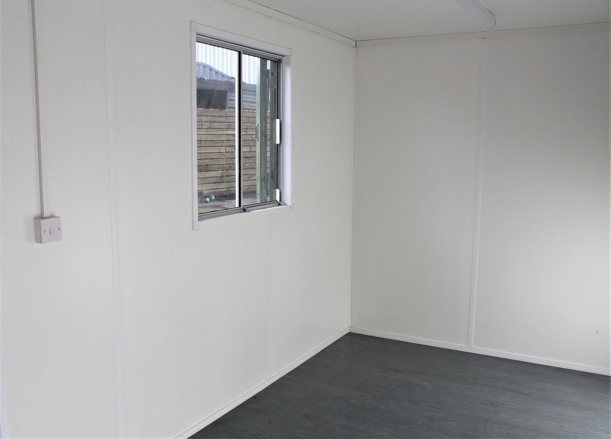 Shipping Containers 15ft modibox Office