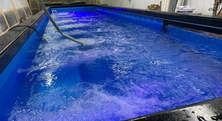 40ft Container Pool