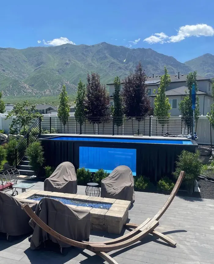 40ft Container Pool