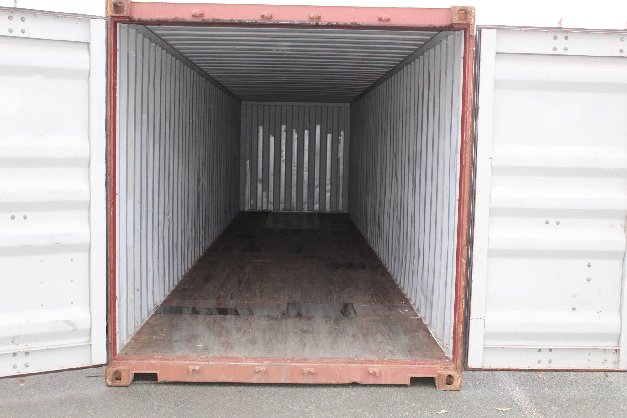 Used 40ft Shipping Container – S2 Doors