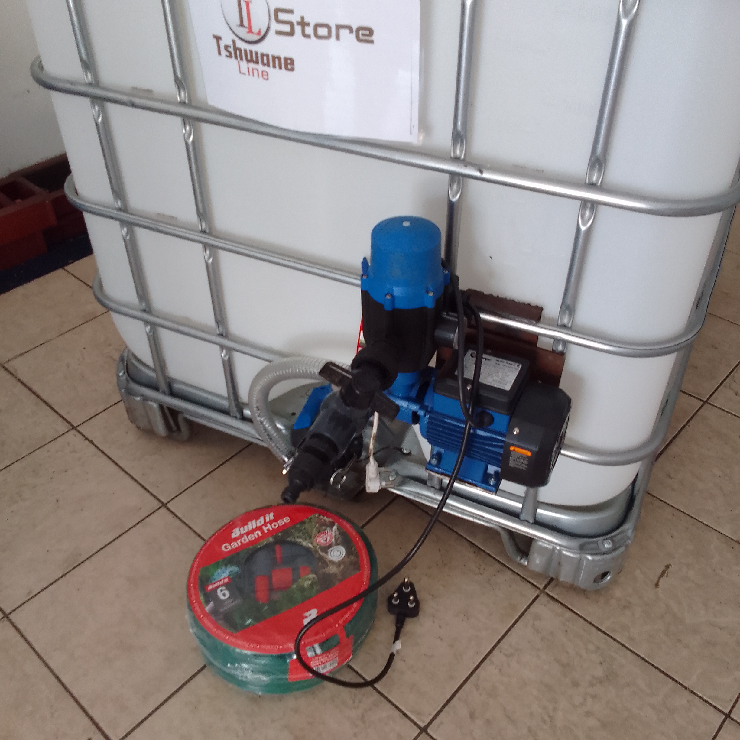 IBC Tank With Water Pump